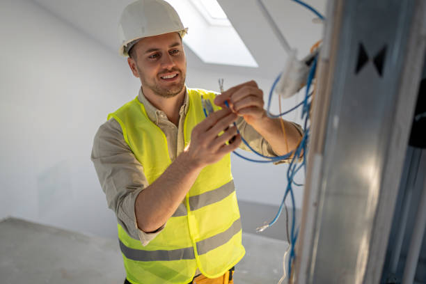 Best Affordable Emergency Electrician  in Lake Park, IA