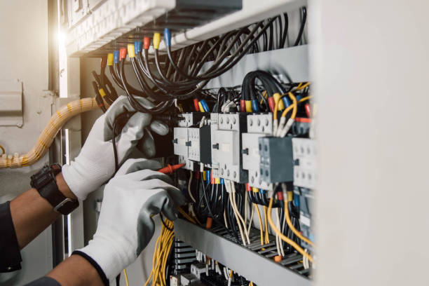 Best Circuit Breaker Repair  in Lake Park, IA